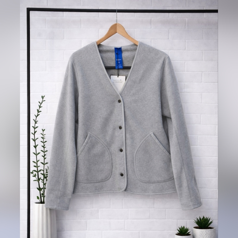 NWT Kit and Ace Hygge Short Jacket Super Soft Women Med Large Cardigan Fleece